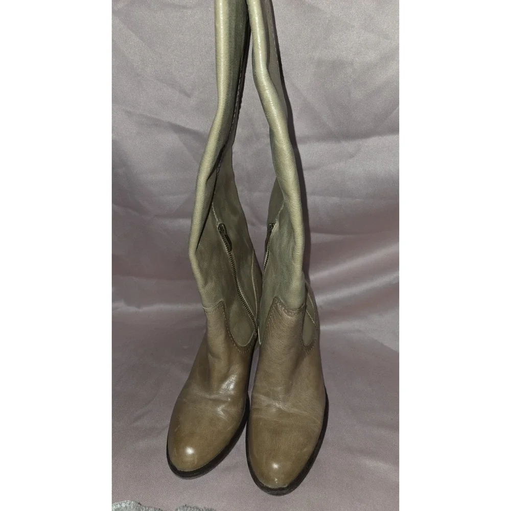 Vince Camuto Cream Leather Chunk Heel Boots - Picture 2 of 7